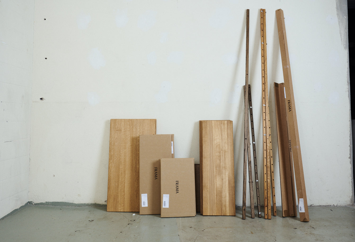 Frama Shelf Library