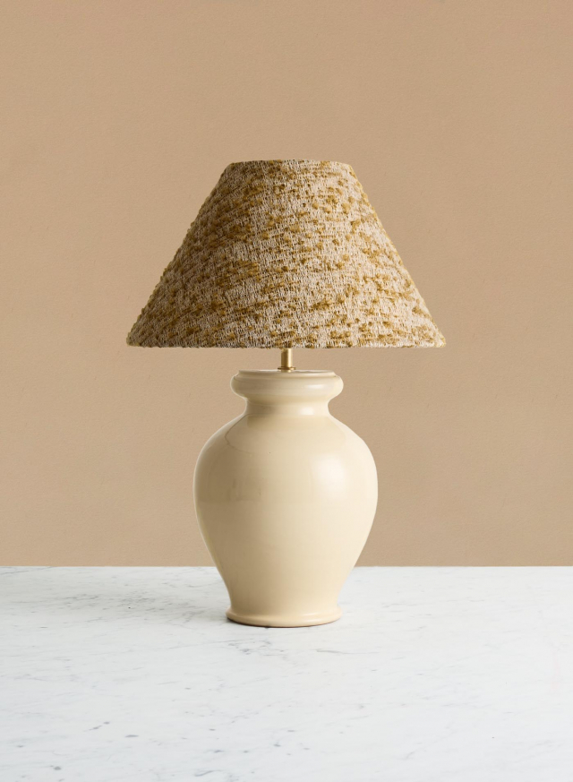 Bordslampa Alto Crema | Cono Amber