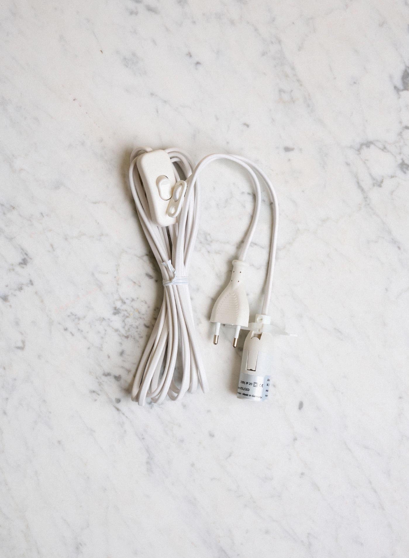 Moravia Star White 60cm