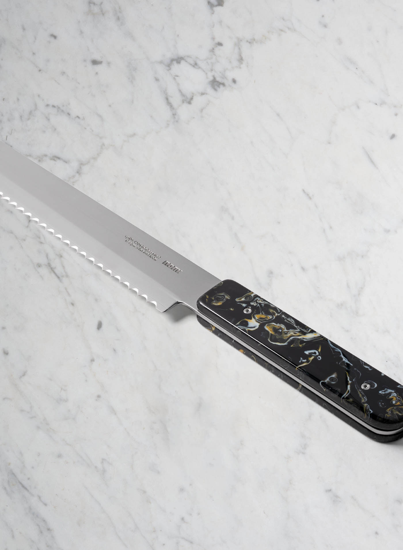 Brödkniv Ember