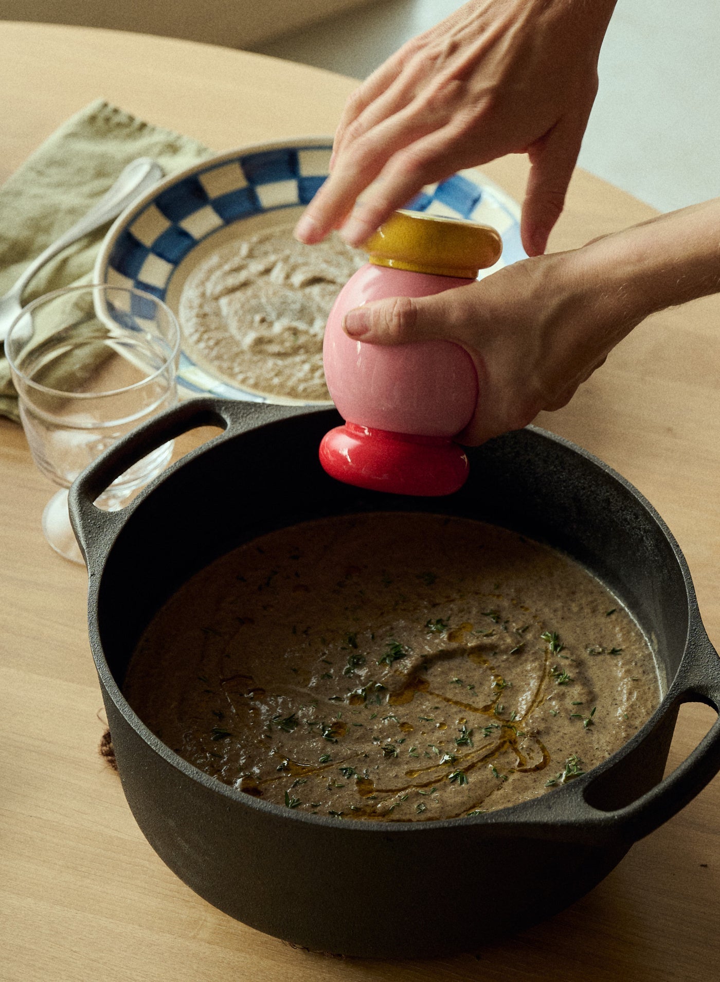 Salt & Pepparkvarn Bokträ Röd, Rosa och Gul