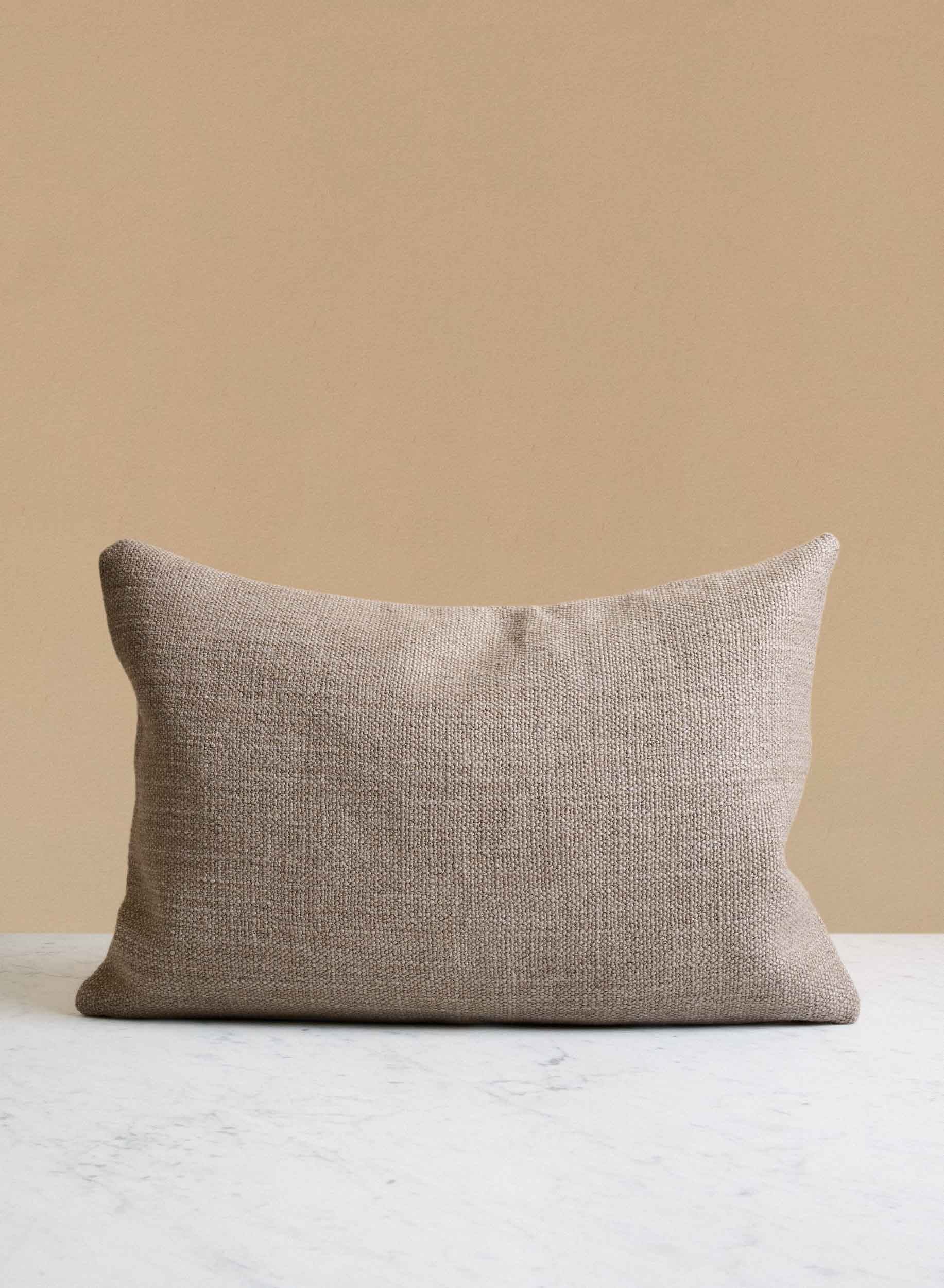 Prydnadskudde 40x60 Chalet Dyed Flax