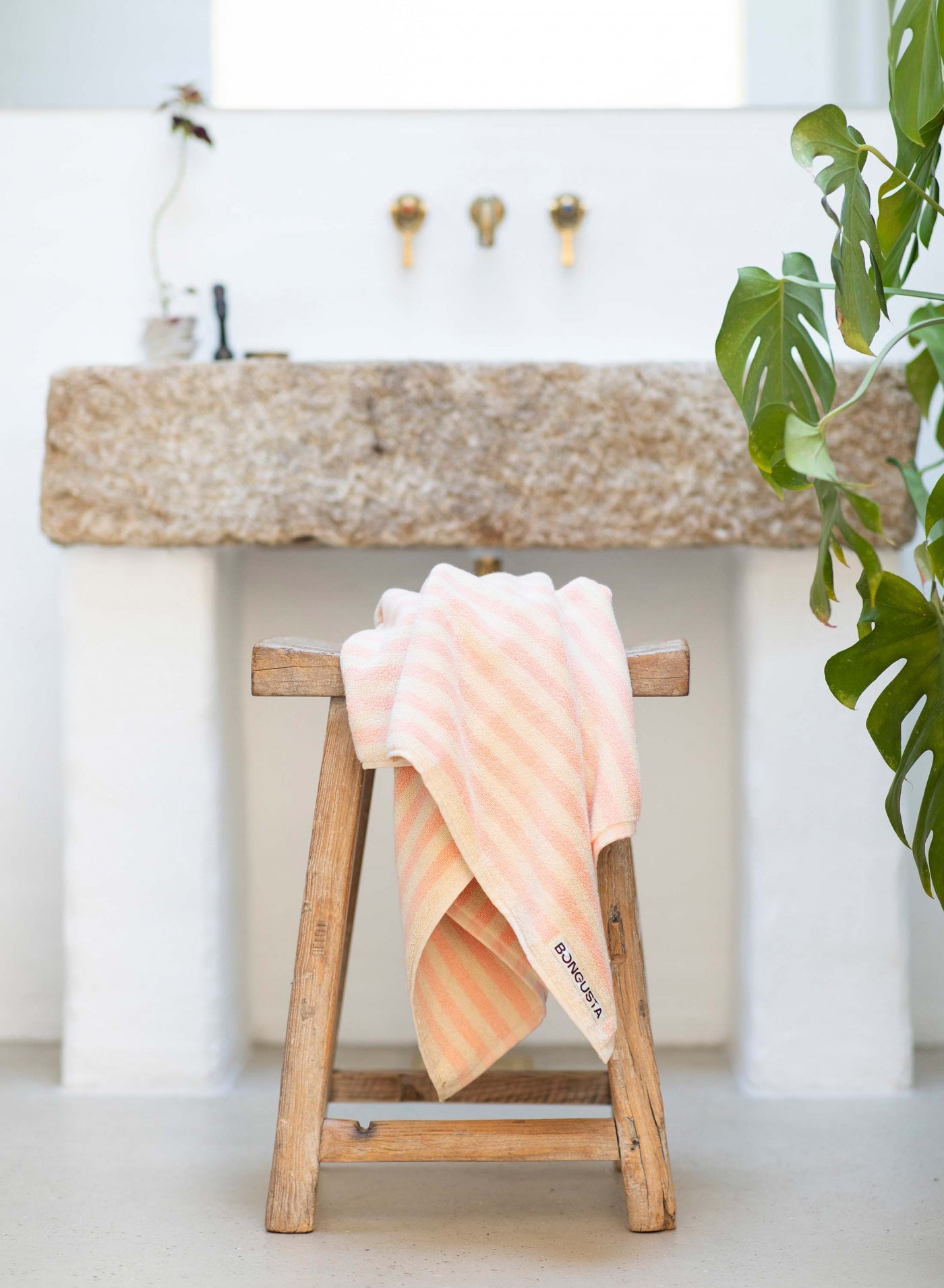 Guest Towel Tropical & Creme