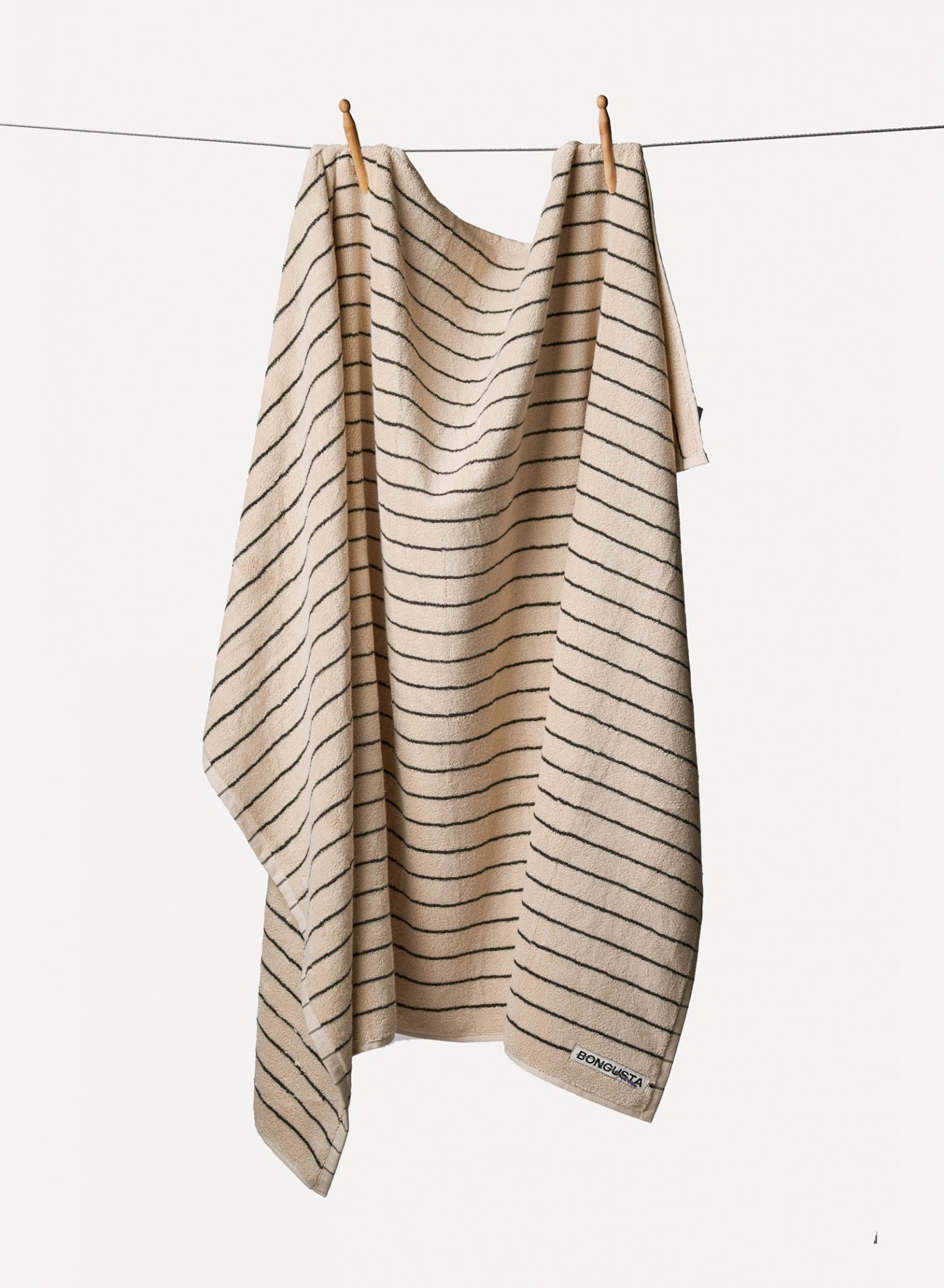 Bath Towel Creme & Ink Stripe