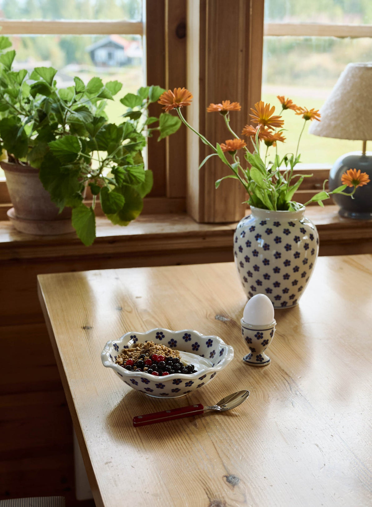 Egg Cup Flowers