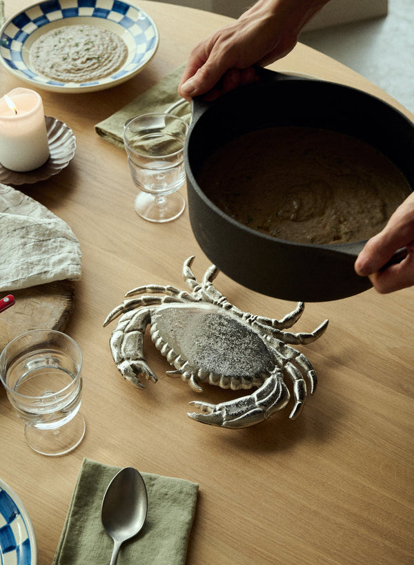 Grytunderlägg Krabba