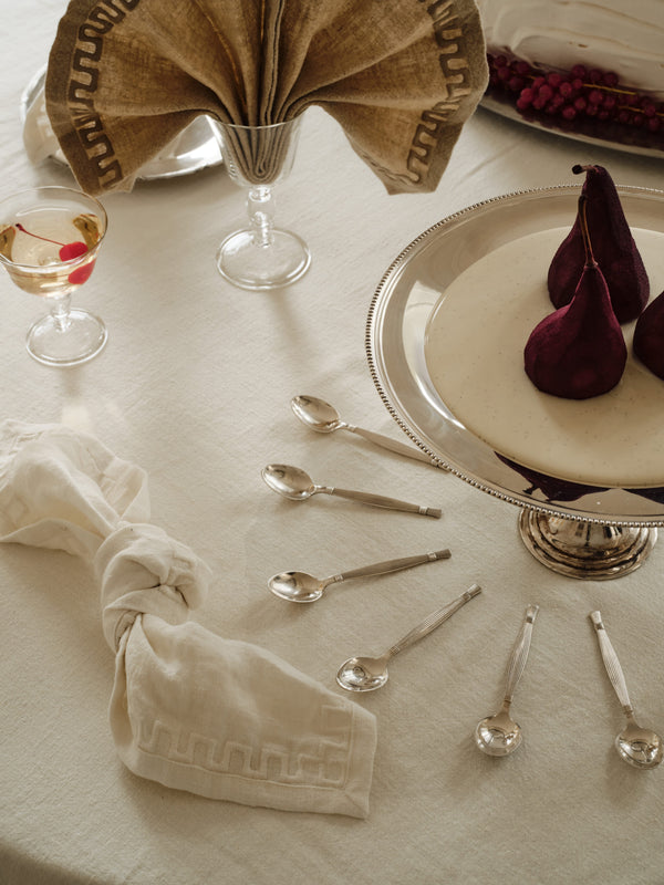 Frame Napkin White