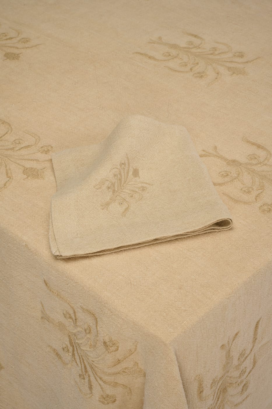 Floral Tablecloth Beige