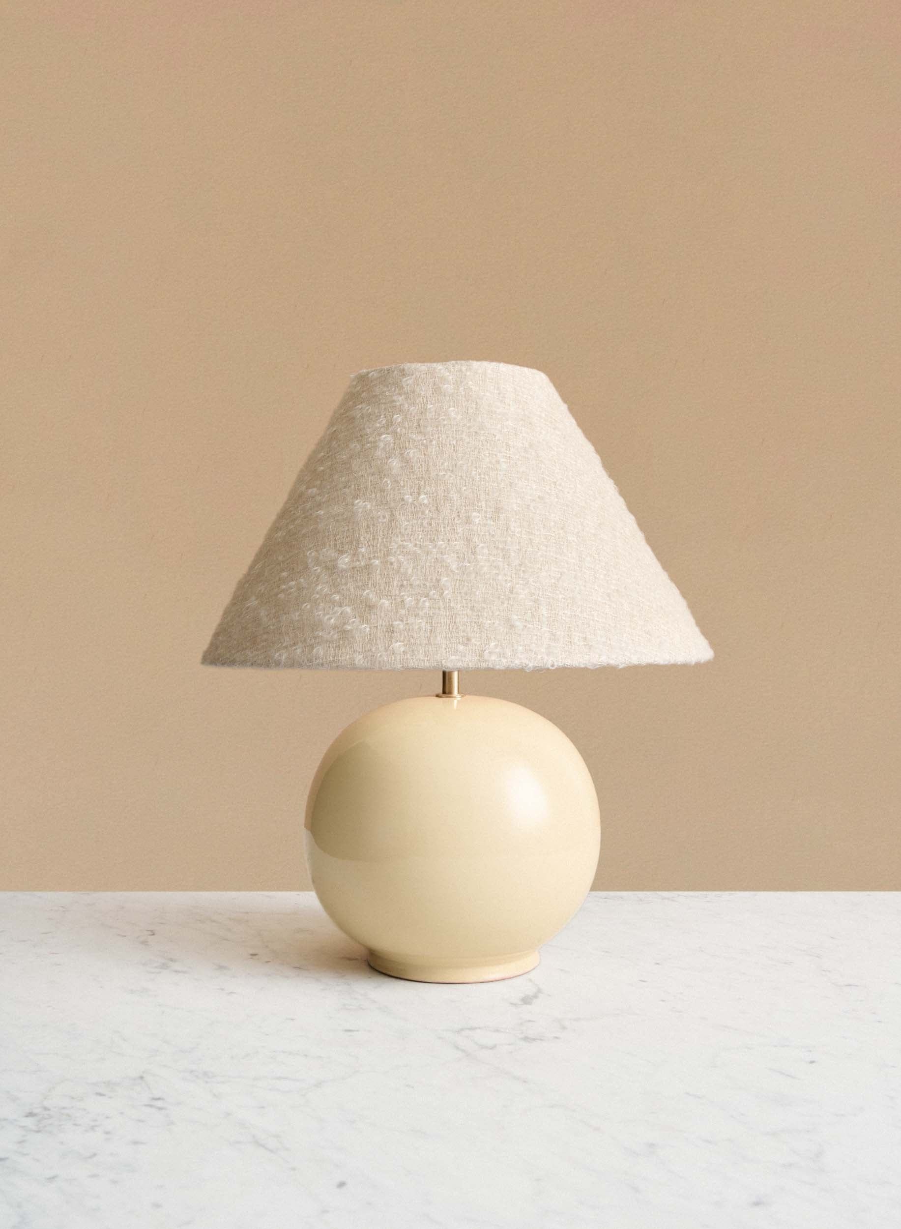 Bordslampa Tondo Crema | Cono Ivory