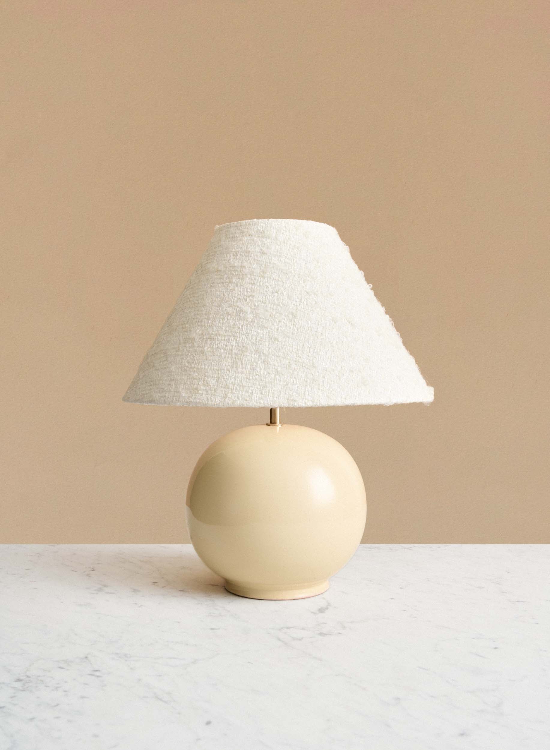 Bordslampa Tondo Crema | Cono White