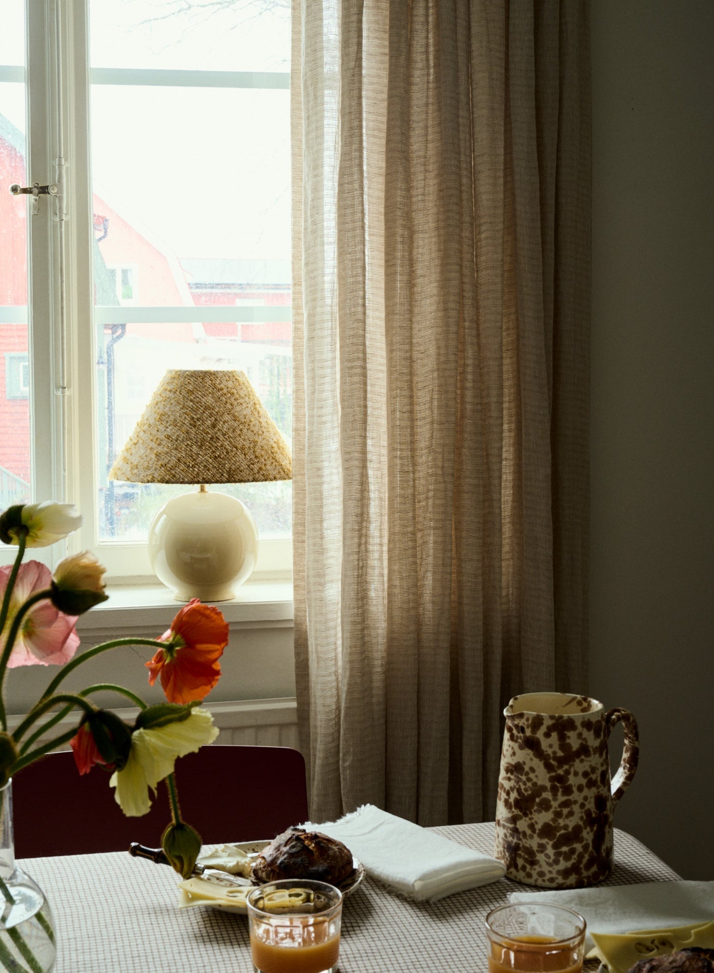 Bordslampa Tondo Crema | Cono Yellow