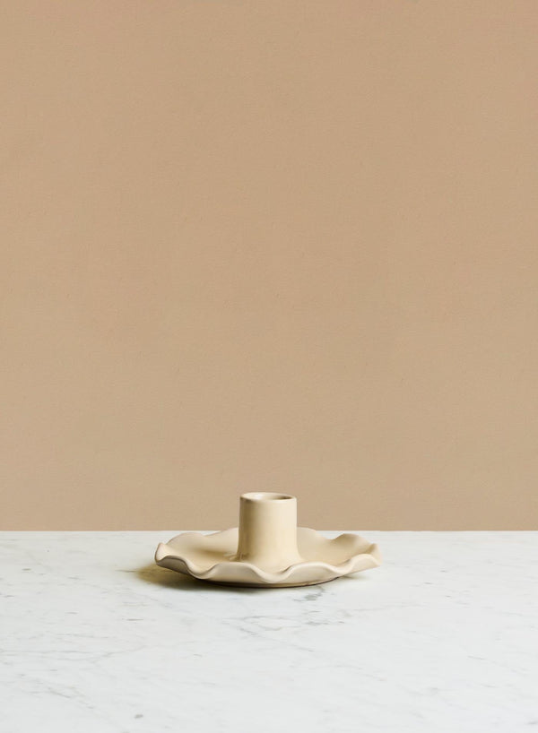 Wavy Candle Holder Creme