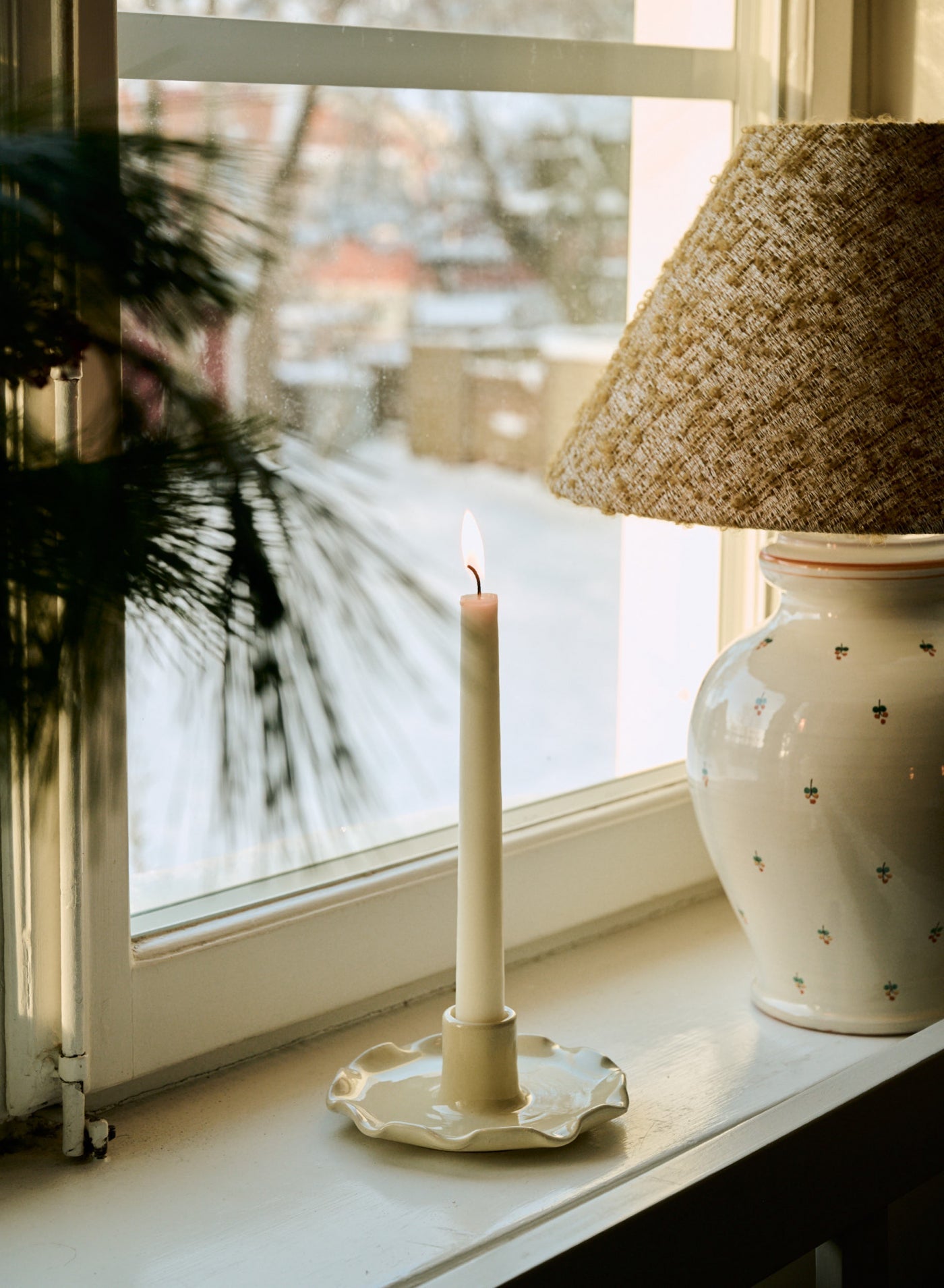 Wavy Candle Holder Creme