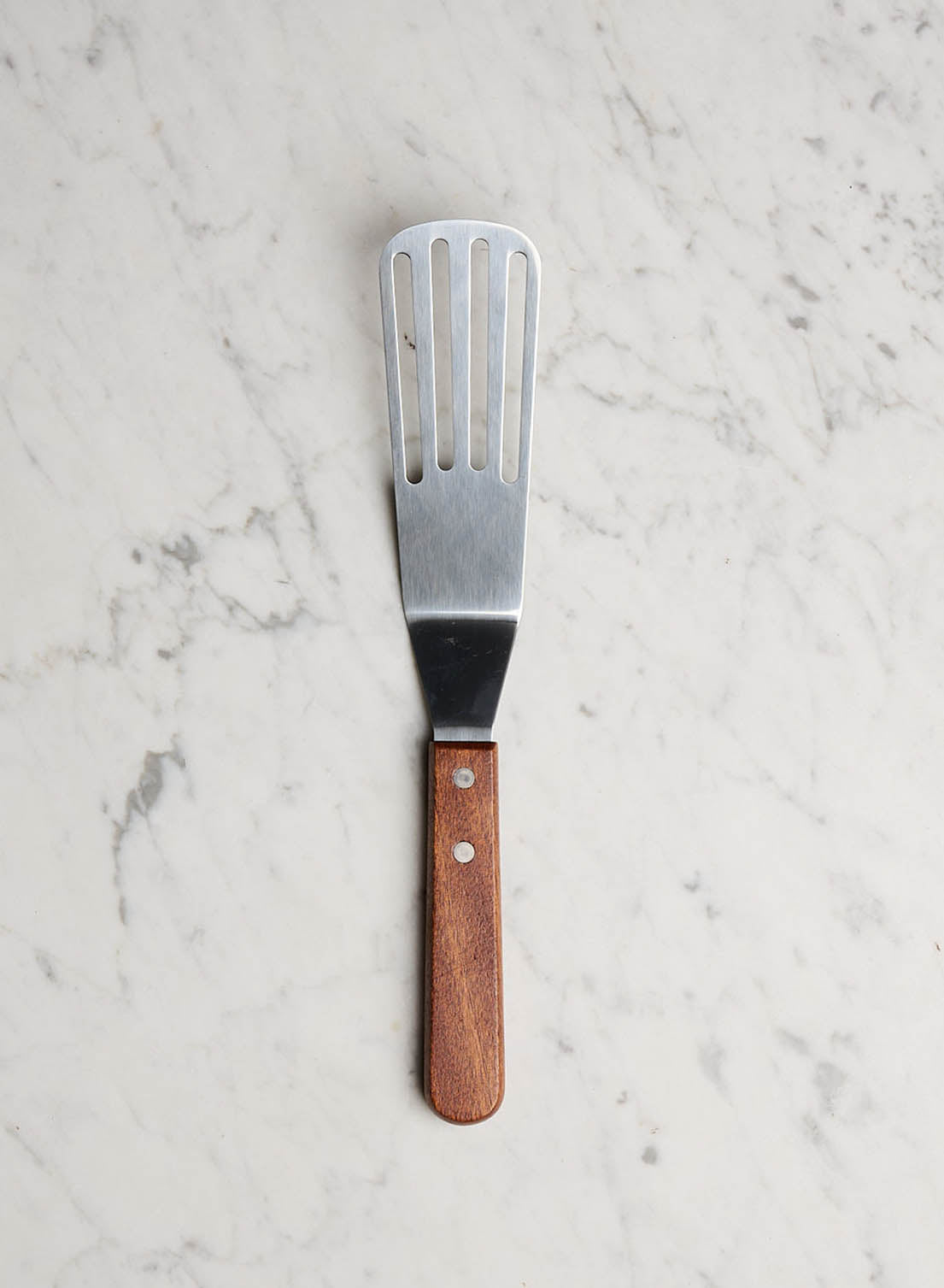 Stekspade 28 cm Perforerad