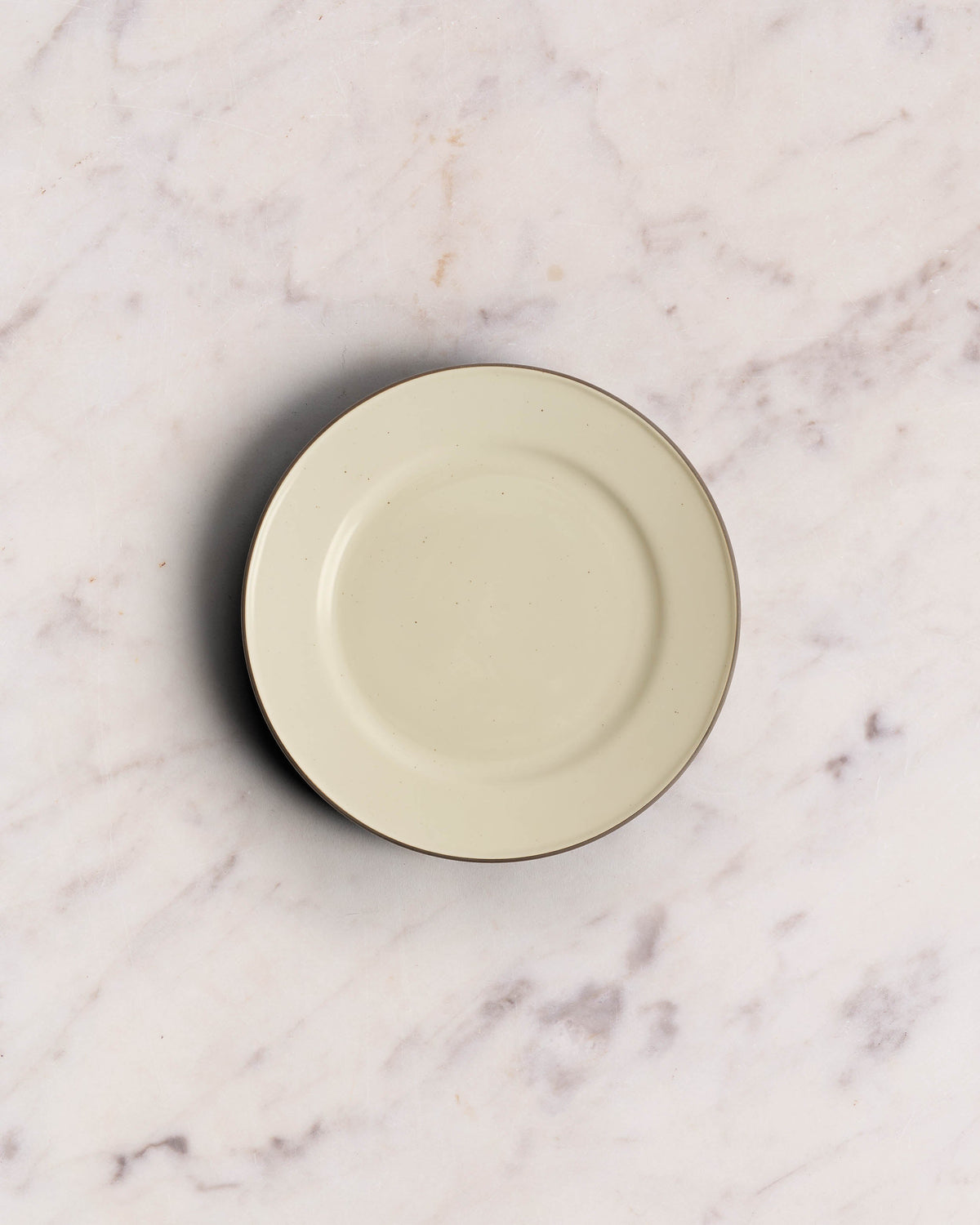 Assiett Ovanåker Brun – assiett-ovanaker-brun-22cm-man700h