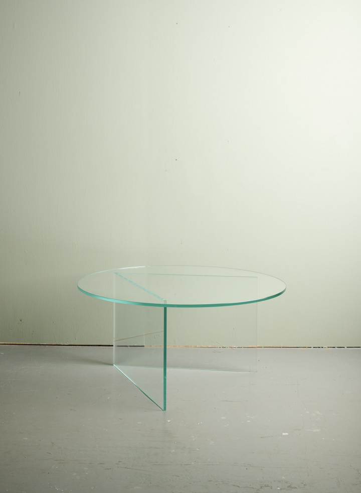 Pond Lounge Table Large Clear