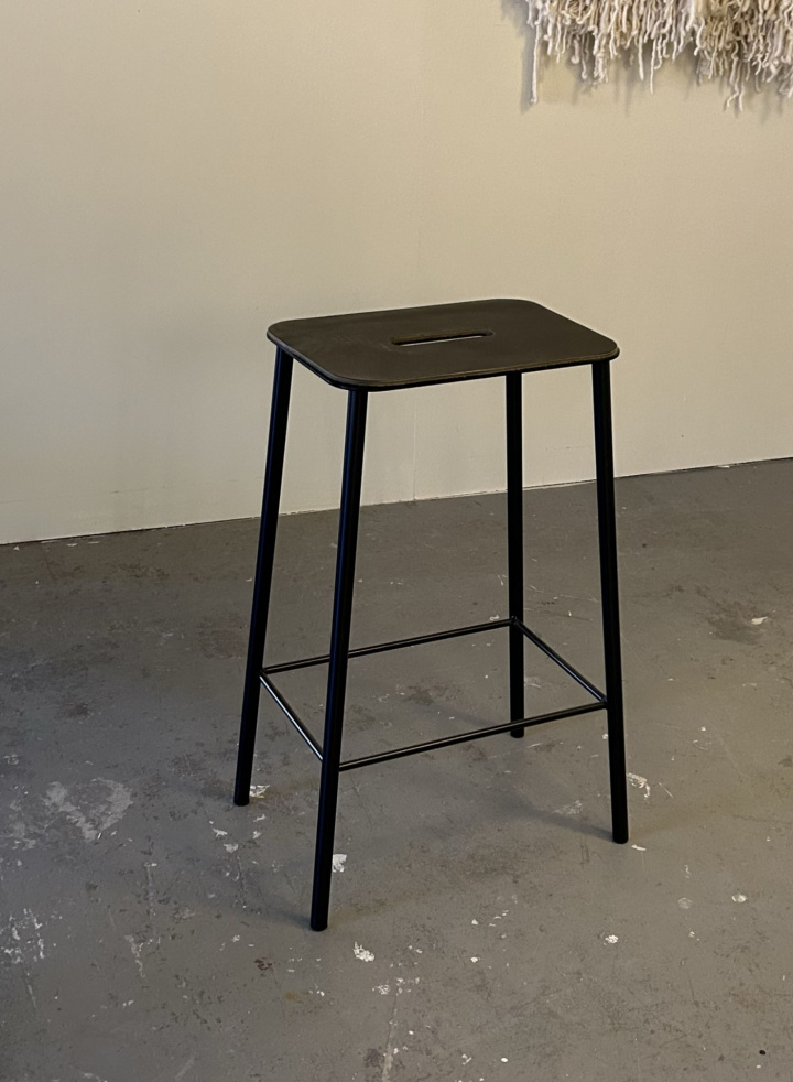 Adam Stool Antracit Läder / Svart H65cm