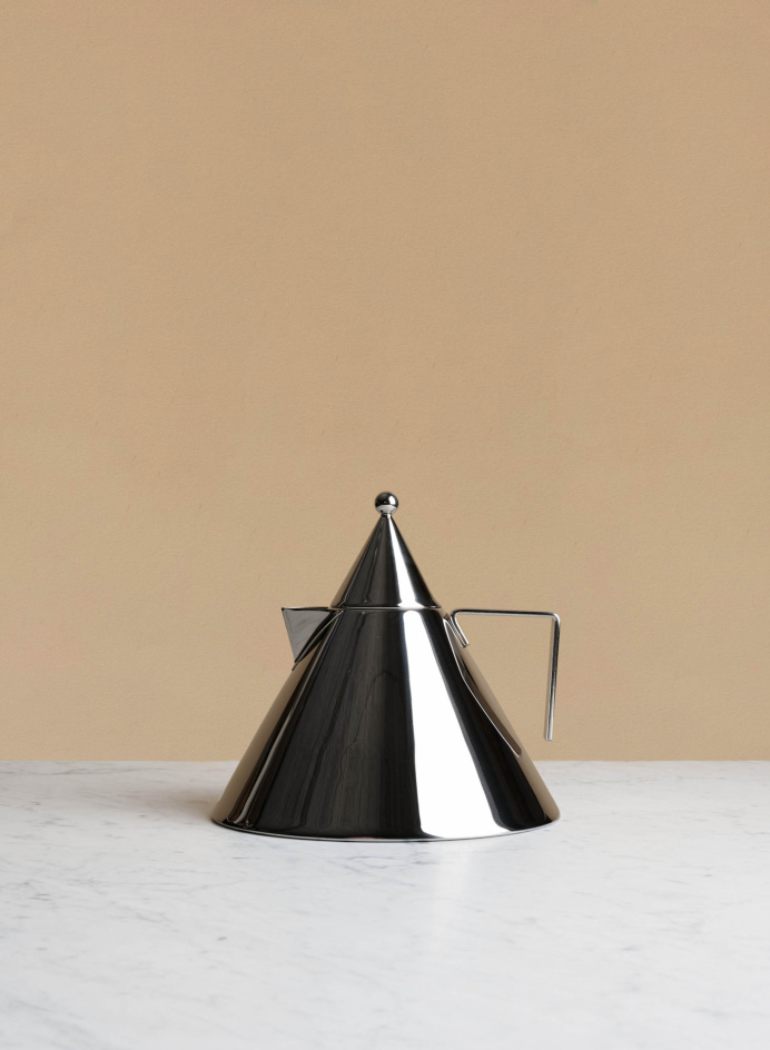 Il Conico Vattenkokare i gruppen KÖK / DUKNING / KAFFEKANNOR & TEKANNOR hos Tambur Store AB (ALE90017)