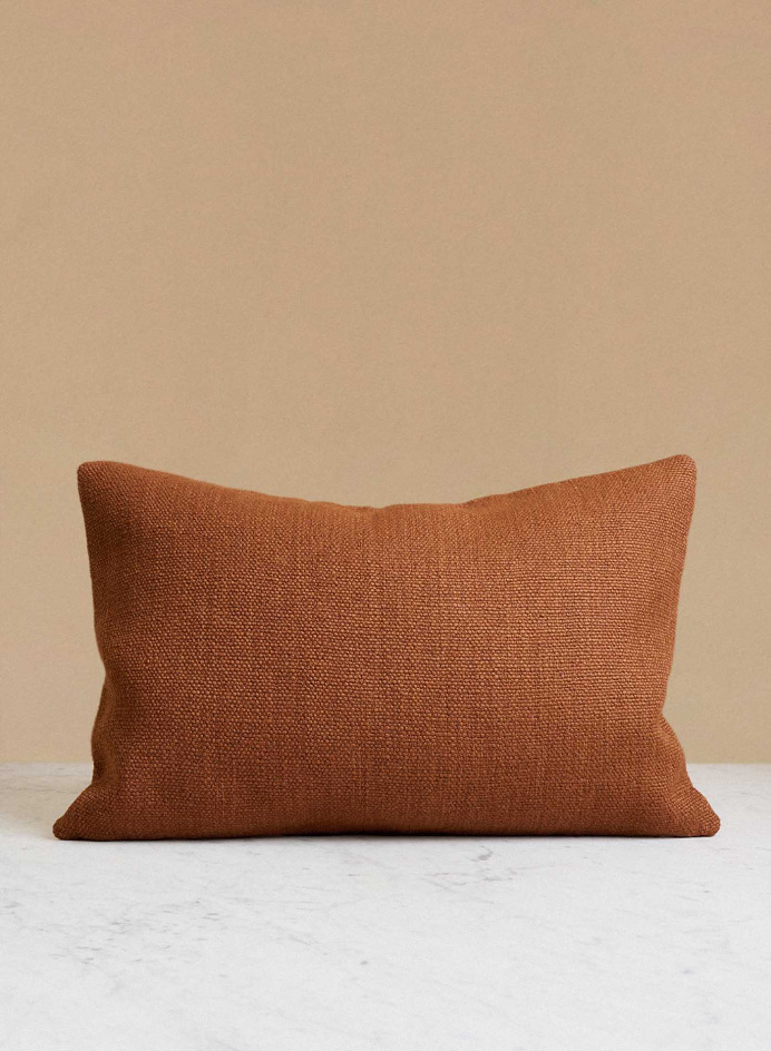 Prydnadskudde 40x60 Chalet Rust i gruppen Detaljer / Textil / Prydnadskuddar hos Tambur Store AB (ASTCH688340X60)