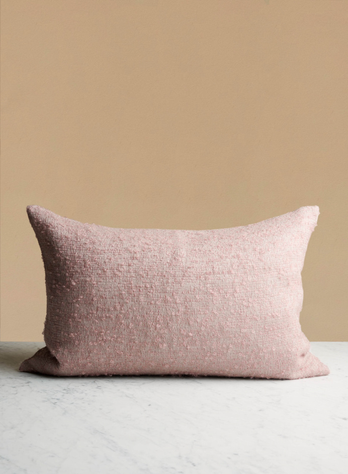 Prydnadskudde 40x60 Torno Powder Pink i gruppen Detaljer / Textil / Prydnadskuddar hos Tambur Store AB (ASTTO613240X60)