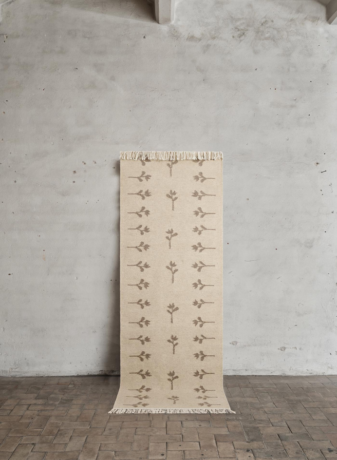 Matta Colonnade No.8 i gruppen Mattor & Möbler / Mattor / Gångmattor hos Tambur Store AB (CAPCNO885x240)