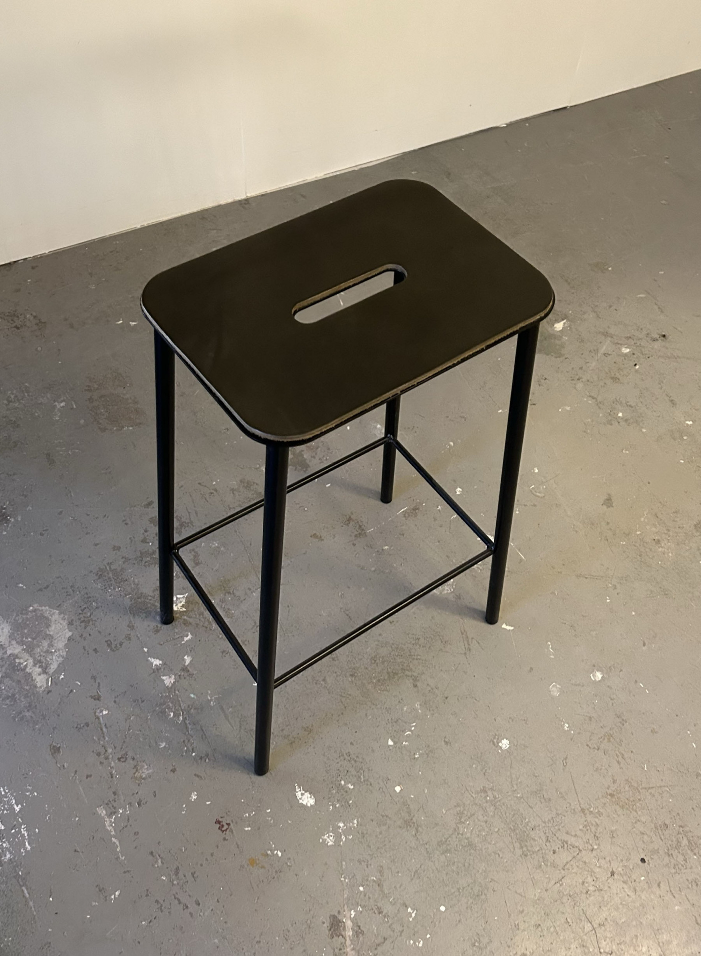 Adam Stool Antracit Läder / Svart H65cm