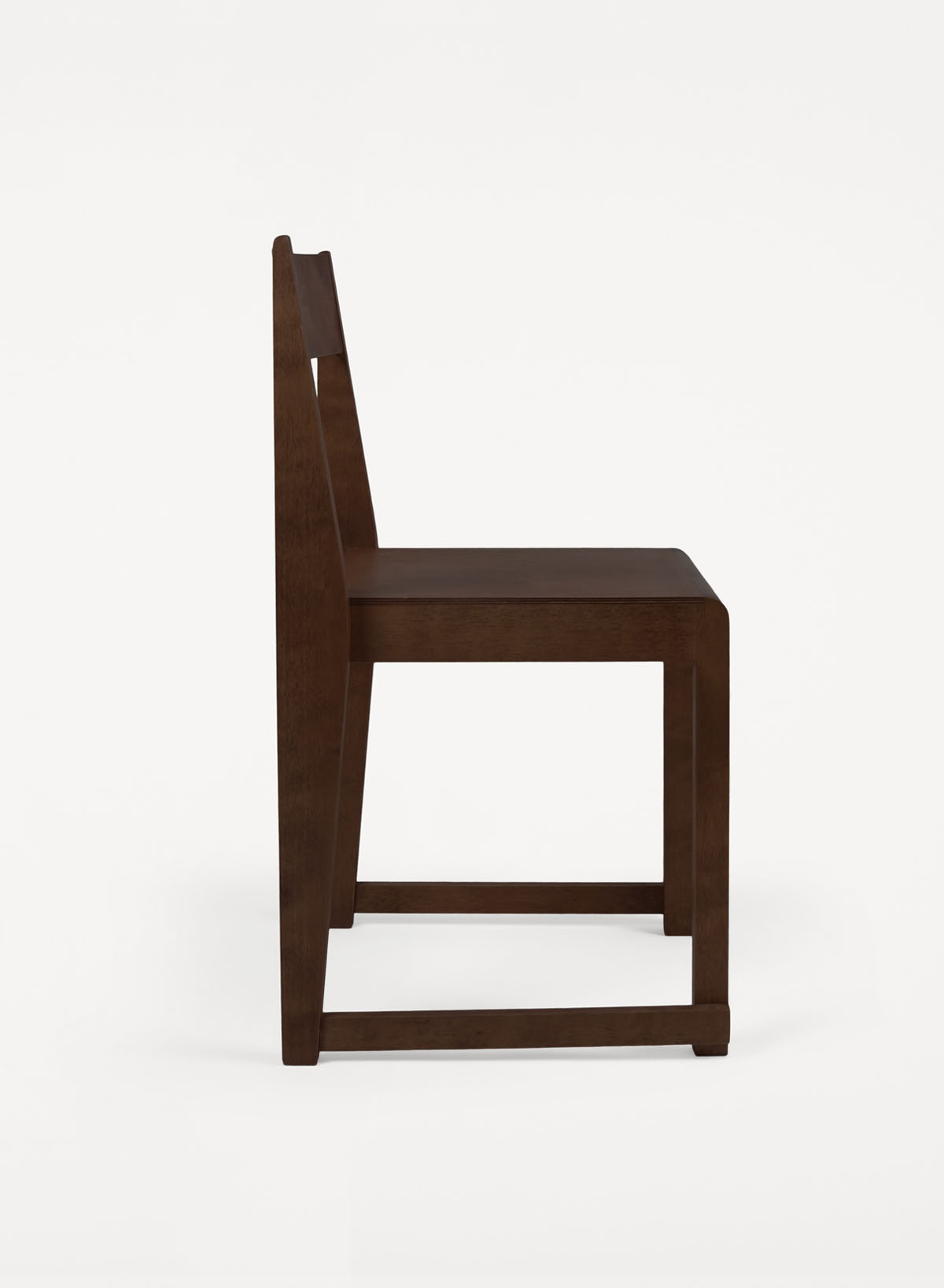Chair 01 Dark Wood