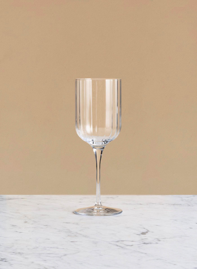 Rödvinsglas Bach i gruppen Kök / Dukning / Dricksglas hos Tambur Store AB (LUG21346)