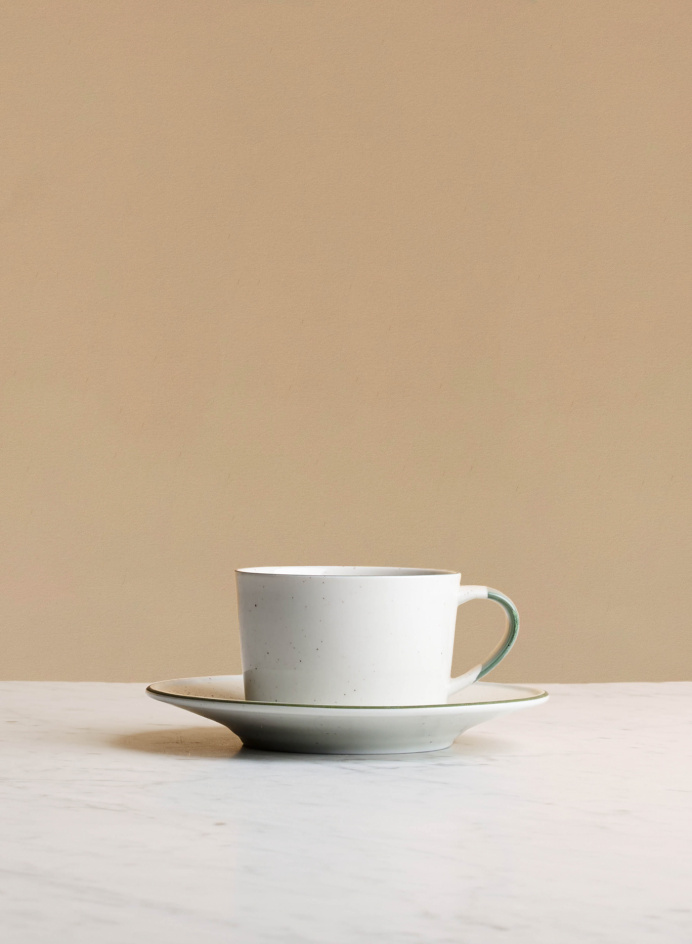Kaffekopp med Fat Ovanåker Grön i gruppen Kök / Porslin / Koppar & Muggar hos Tambur Store AB (MAN940eSET)