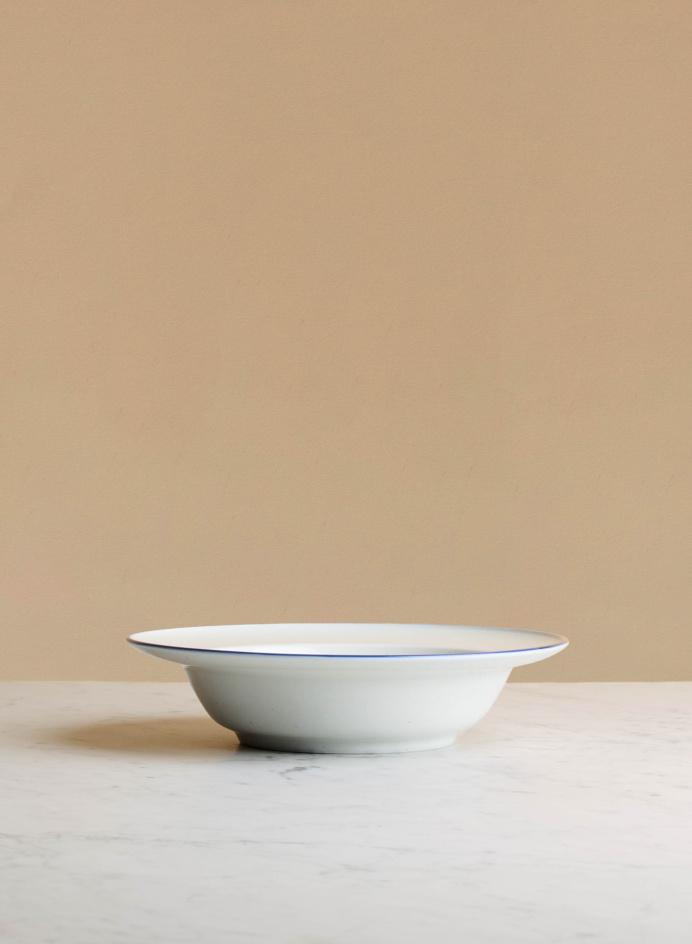 Djup tallrik Ovanåker Blå i gruppen Kök / Porslin / Djupa tallrikar hos Tambur Store AB (MAN985b)