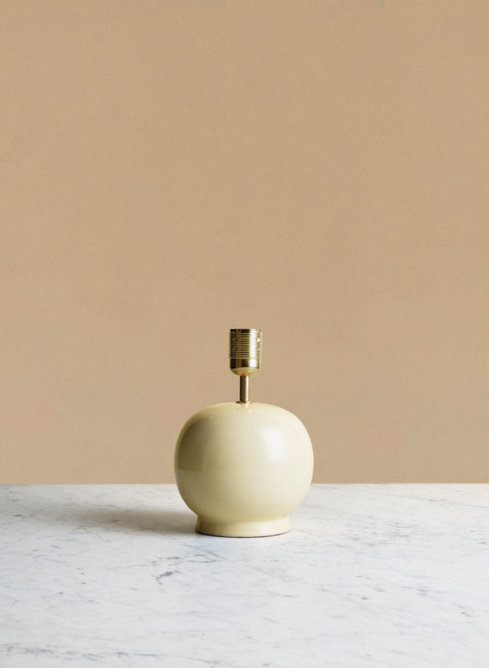 Lampfot Tondo Piccolo Crema i gruppen Belysning / Lampfötter hos Tambur Store AB (NFS06T14SS)