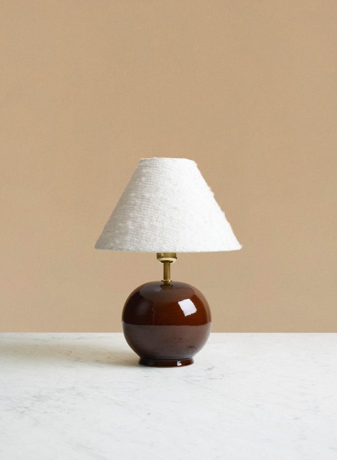 Bordslampa Tondo Piccolo Redbrown | White i gruppen Belysning / Bordslampor hos Tambur Store AB (NFS06T14TDMU25TO1510SET)