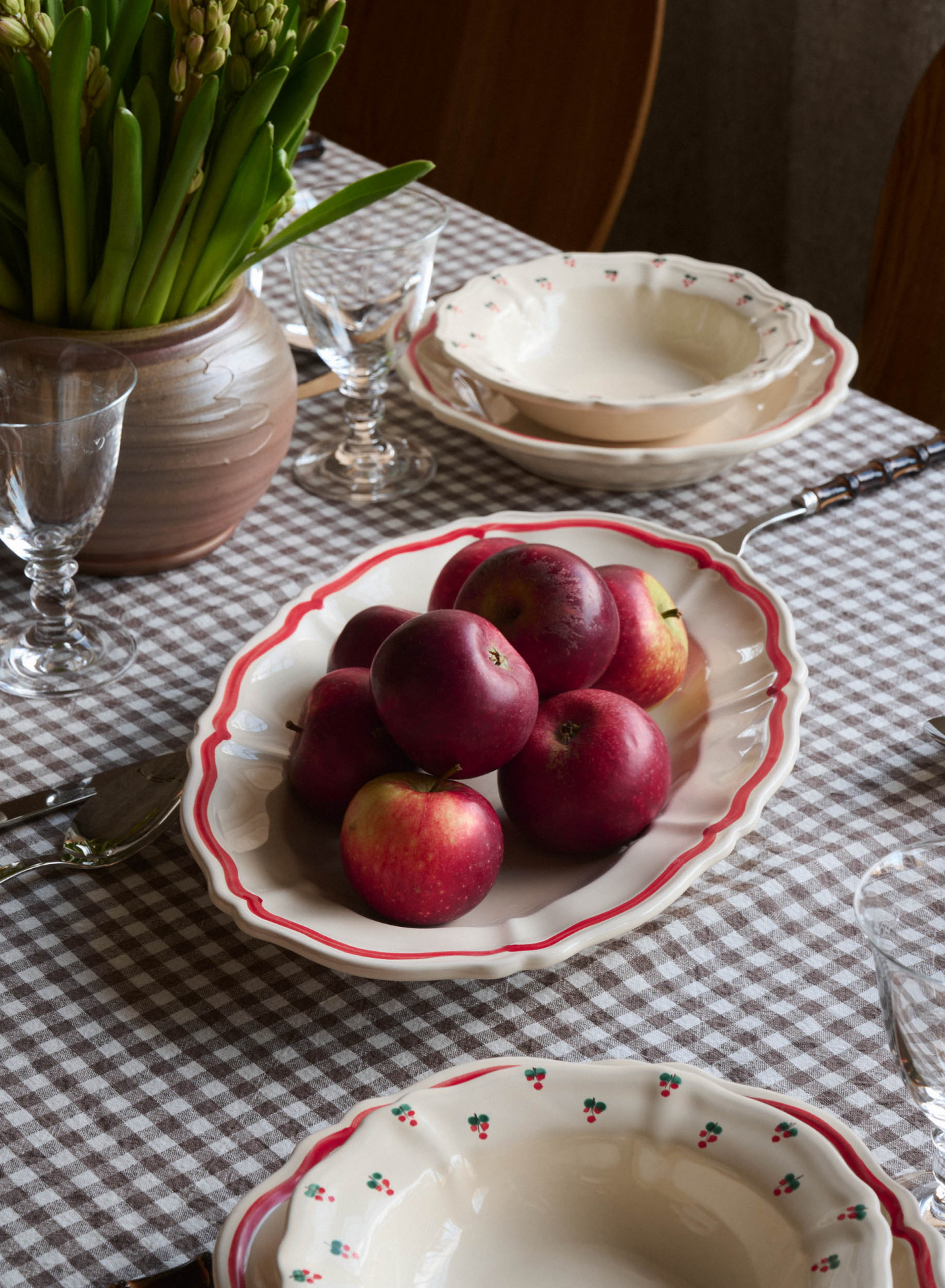 Serveringsfat Baccellato Rigio Rosso Serveringsfat Baccellato Rigio Rosso