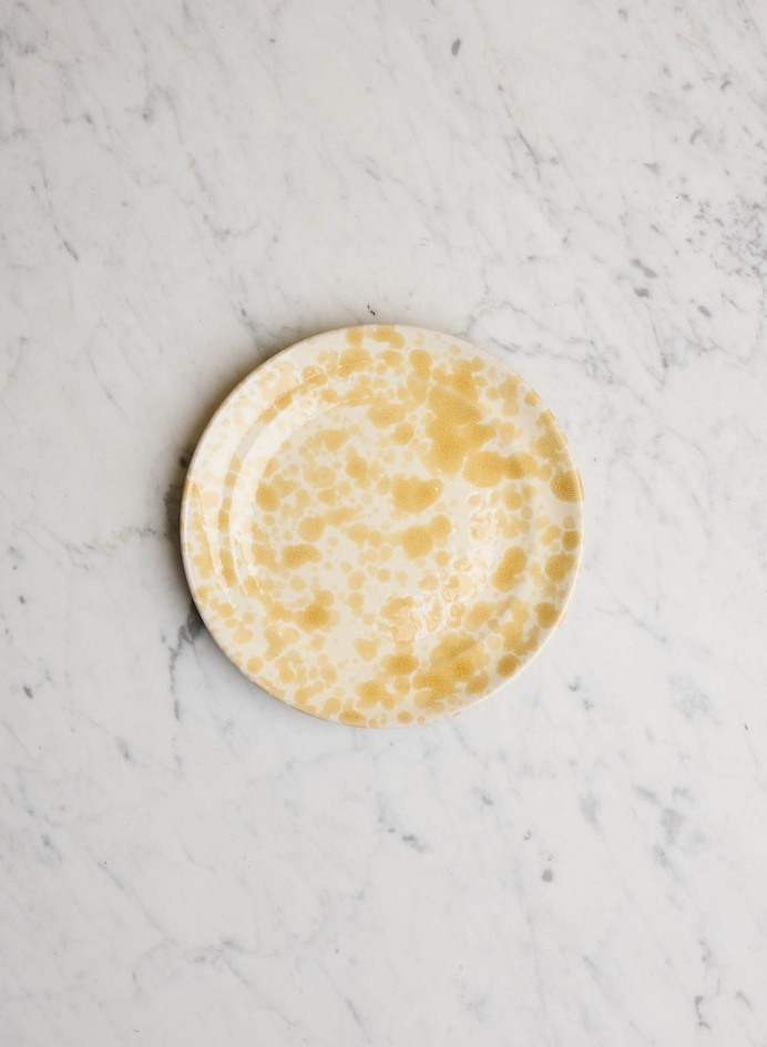 Assiett Spruzzi Ambra i gruppen KÖK / PORSLIN / TALLRIKAR hos Tambur Store AB (NFS2018SMG)