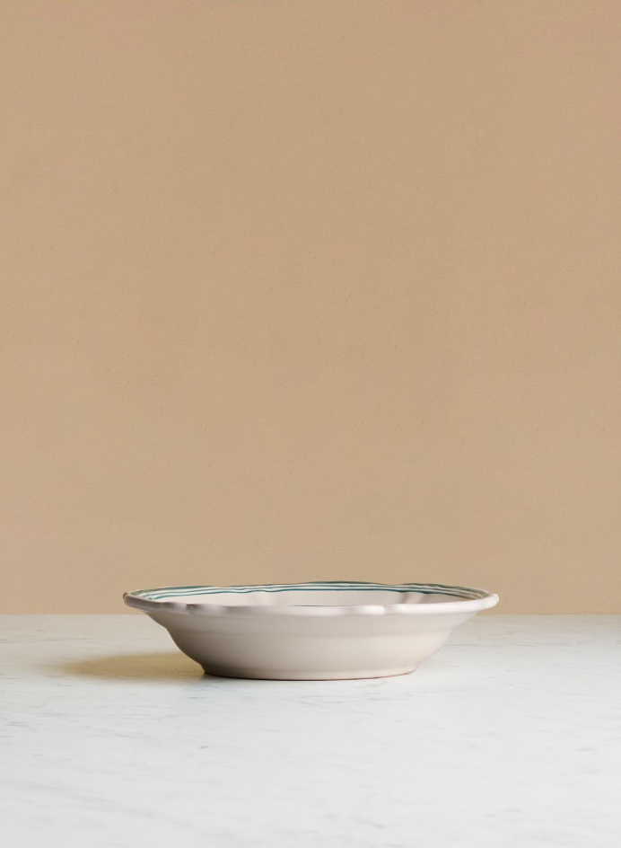 Djup tallrik Baccellato Verde i gruppen Kök / Porslin / Djupa tallrikar hos Tambur Store AB (NFS20BF244RV)