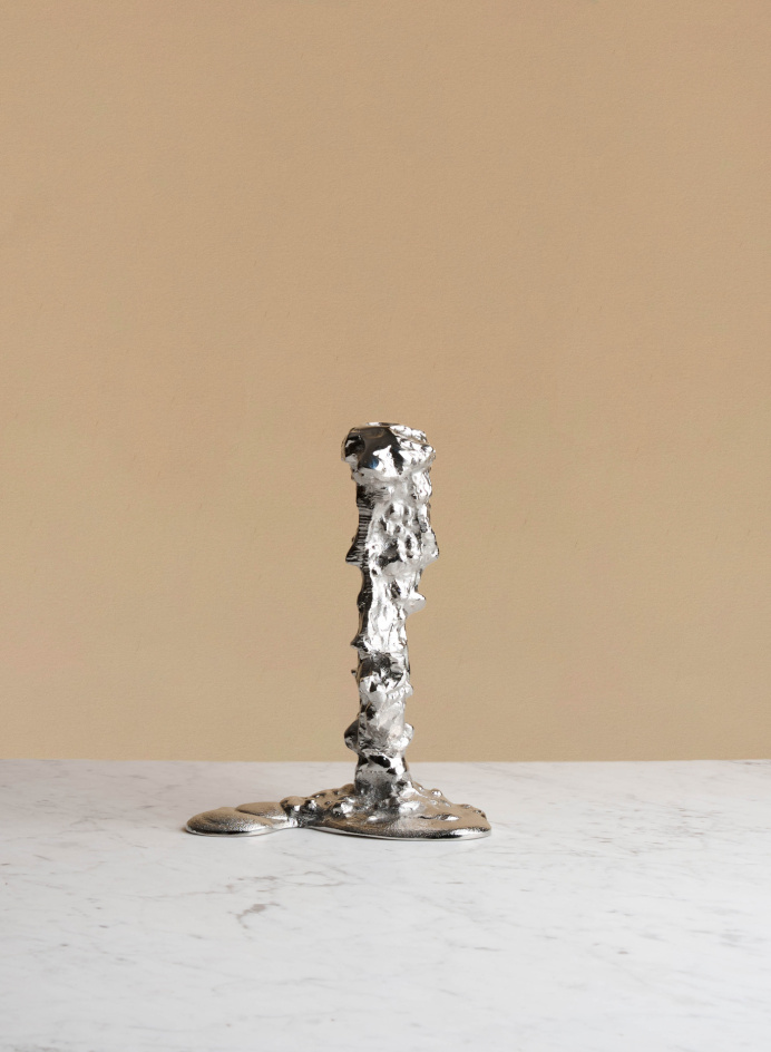 Drip Candle Holder Silver L i gruppen Detaljer / Dekorationer / Ljusstakar hos Tambur Store AB (POP390225044)